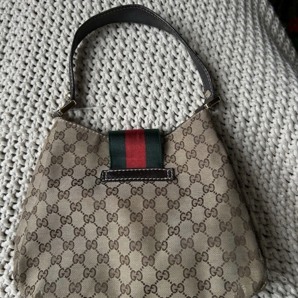 SOLD.  Crossed P..... Gucci Tan and Brown Shoulder Bag with Red and Green Stripe